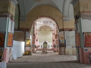 состояние собора после расчистки стен